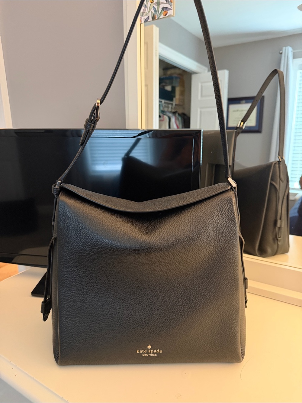 kate spade Black Pebbled Leather
Bag. NEVER USED
